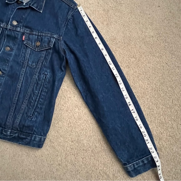 Vintage Levi’s Men’s Original Trucker Denim Jacket Made in France Med-Dark Wash - Picture 8 of 12